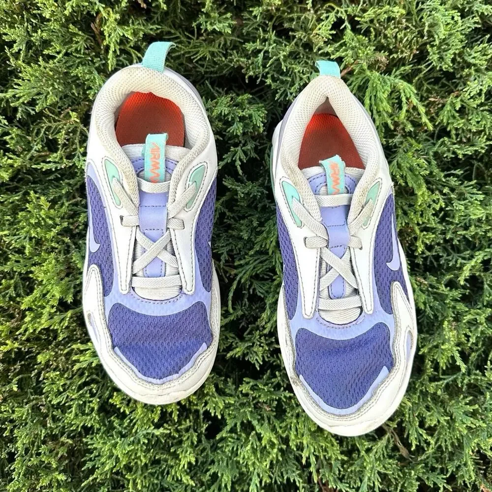 Nike Kid's Air Max Bolt PS Athletic Shoes Size 13‎ DK Purple Dust/Light Thistle